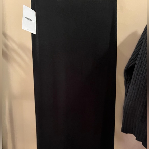 Forever 21 midi slit skirt - Picture 6 of 7